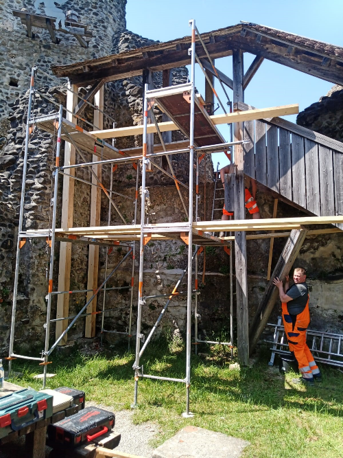 Sanierungsmaßnahmen an der Alttrauchburg